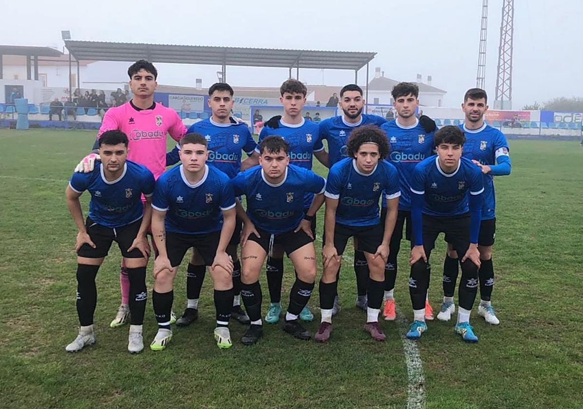 El jovencísimo once inicial del CPA en Cheles