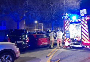 Dos adolescentes en la UCI y un profesor herido tras una explosión en el laboratorio del Instituto San Fernando