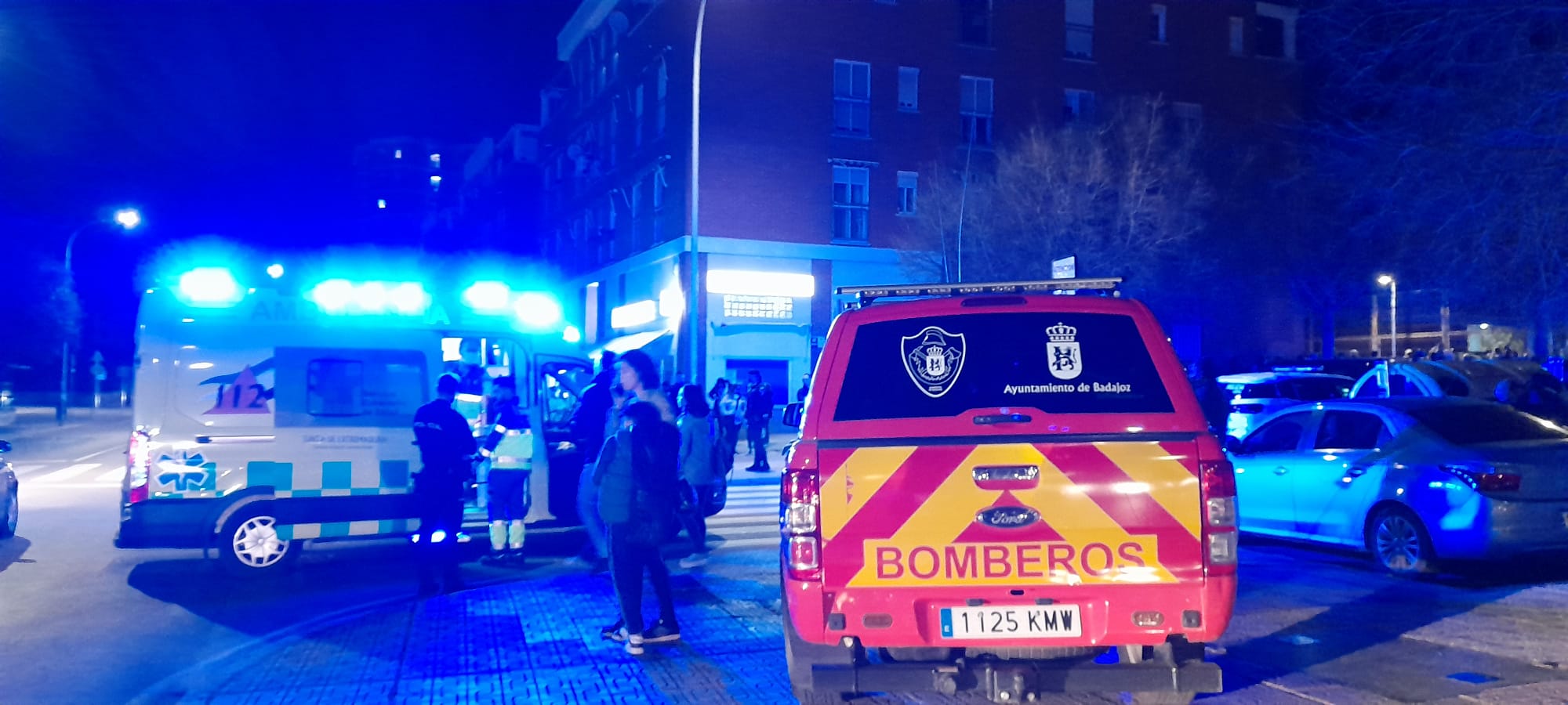 Imagen secundaria 1 - Dos adolescentes en la UCI y un profesor herido tras una explosión en el laboratorio del Instituto San Fernando