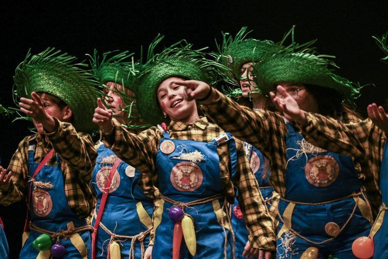 Las mejores imágenes del certamen de Murgas Infantil y Juvenil del Carnaval de Badajoz 2024 (II)