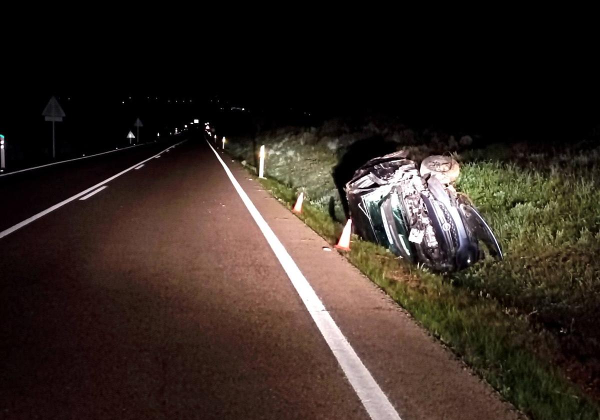 Un choque entre dos coches cerca de Badajoz deja dos heridos