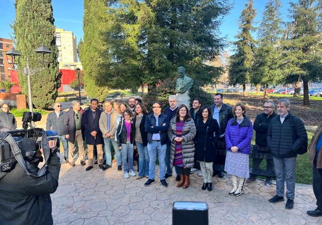 José María Vergeles presentó su candidatura en la capital pacense.