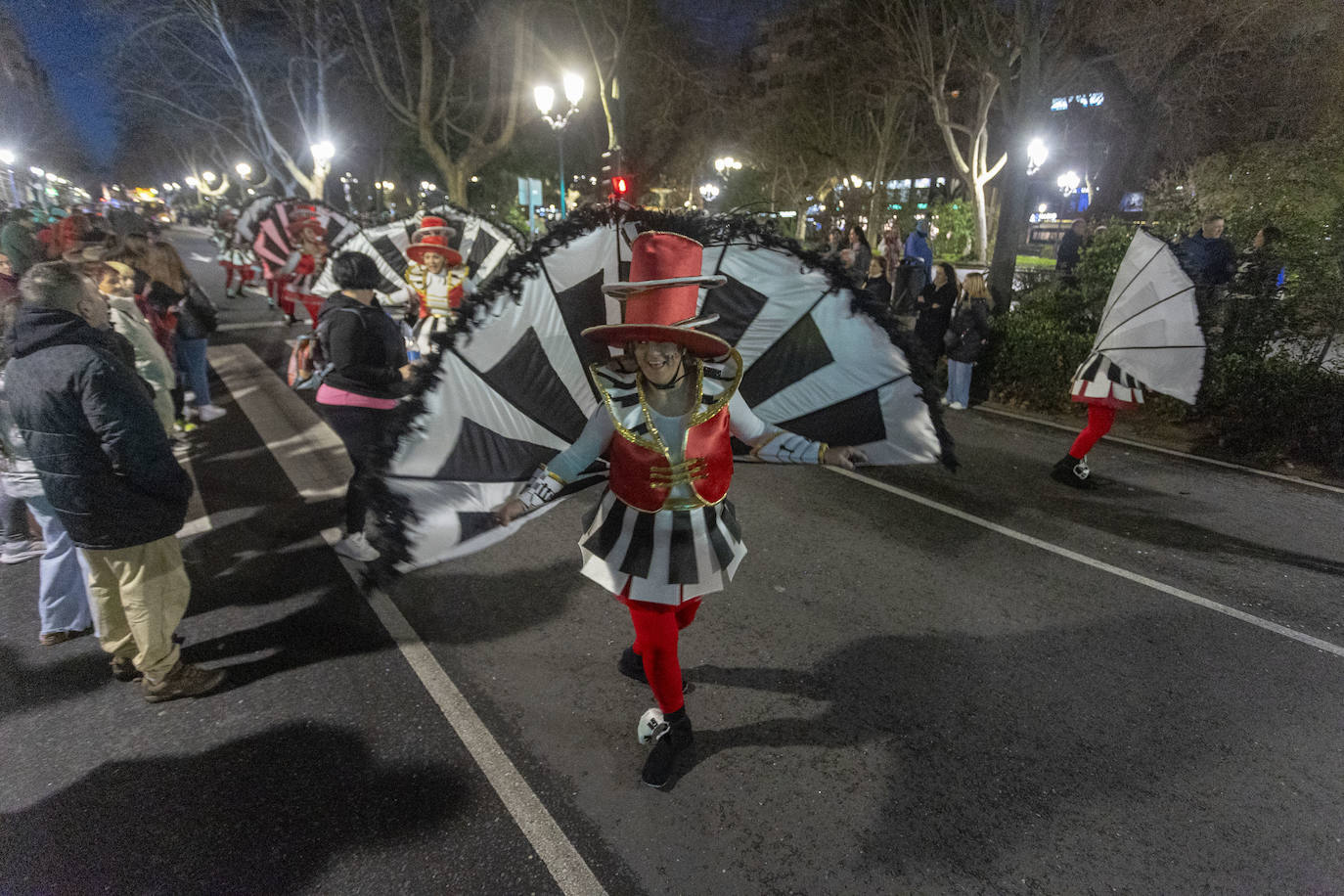 El desfile del Carnaval de Cáceres, en imágenes