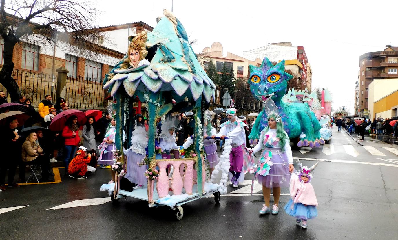El mejor ambiente del Carnaval de Navalmoral, en imágenes