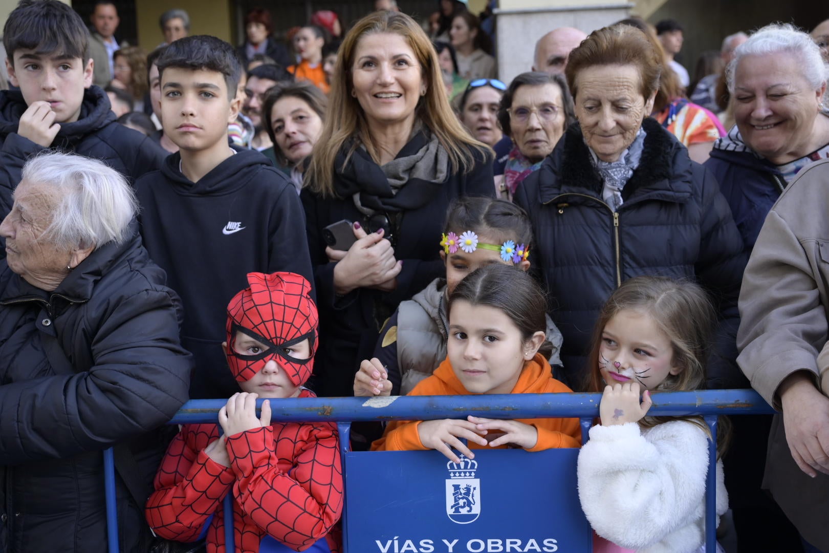 Las mejores imágenes del colorido desfile infantil del Carnaval de Badajoz 2024 (I)