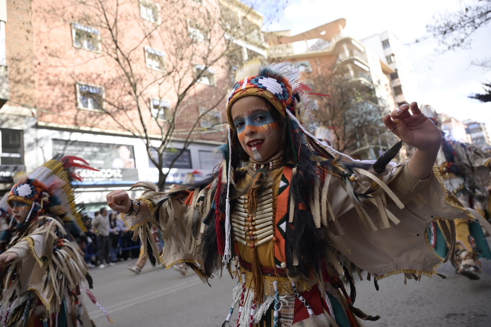 Las mejores imágenes del colorido desfile infantil del Carnaval de Badajoz 2024 (II)