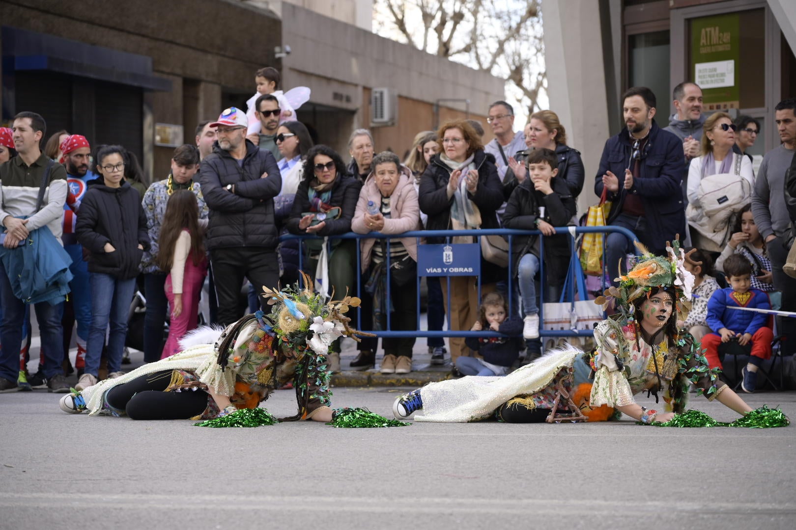 Las mejores imágenes del colorido desfile infantil del Carnaval de Badajoz 2024 (II)