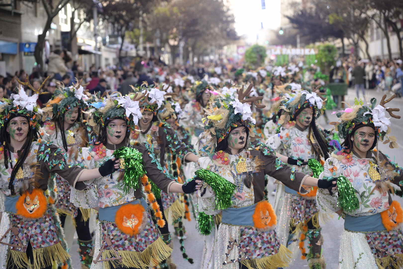 Las mejores imágenes del colorido desfile infantil del Carnaval de Badajoz 2024 (II)