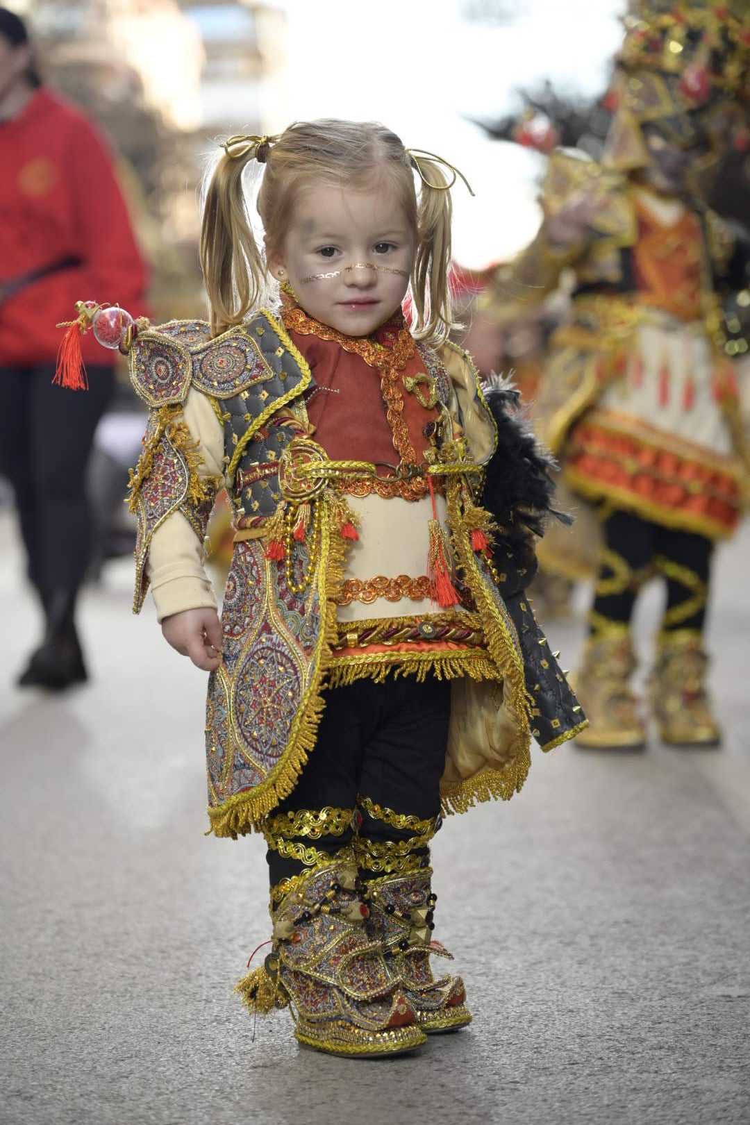 Las mejores imágenes del colorido desfile infantil del Carnaval de Badajoz 2024 (II)