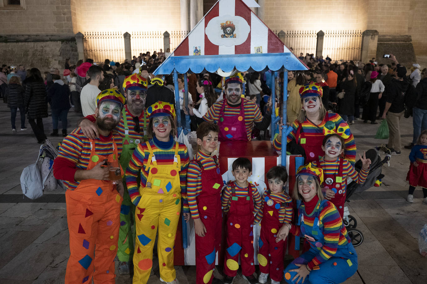 Fotos | Ambiente en el lunes del Carnaval de Badajoz 2024