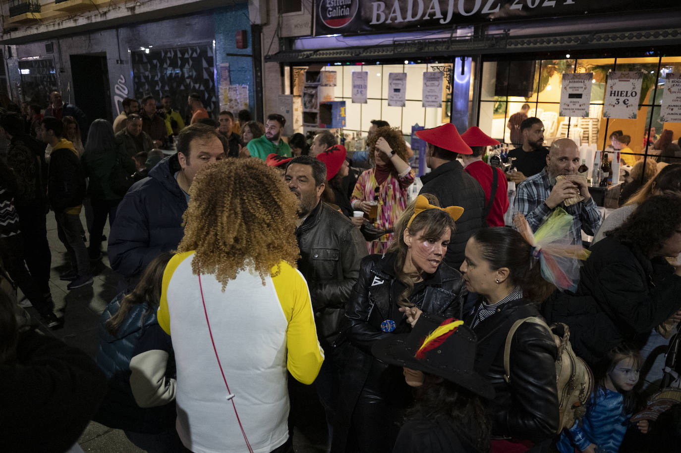 Fotos | Ambiente en el lunes del Carnaval de Badajoz 2024