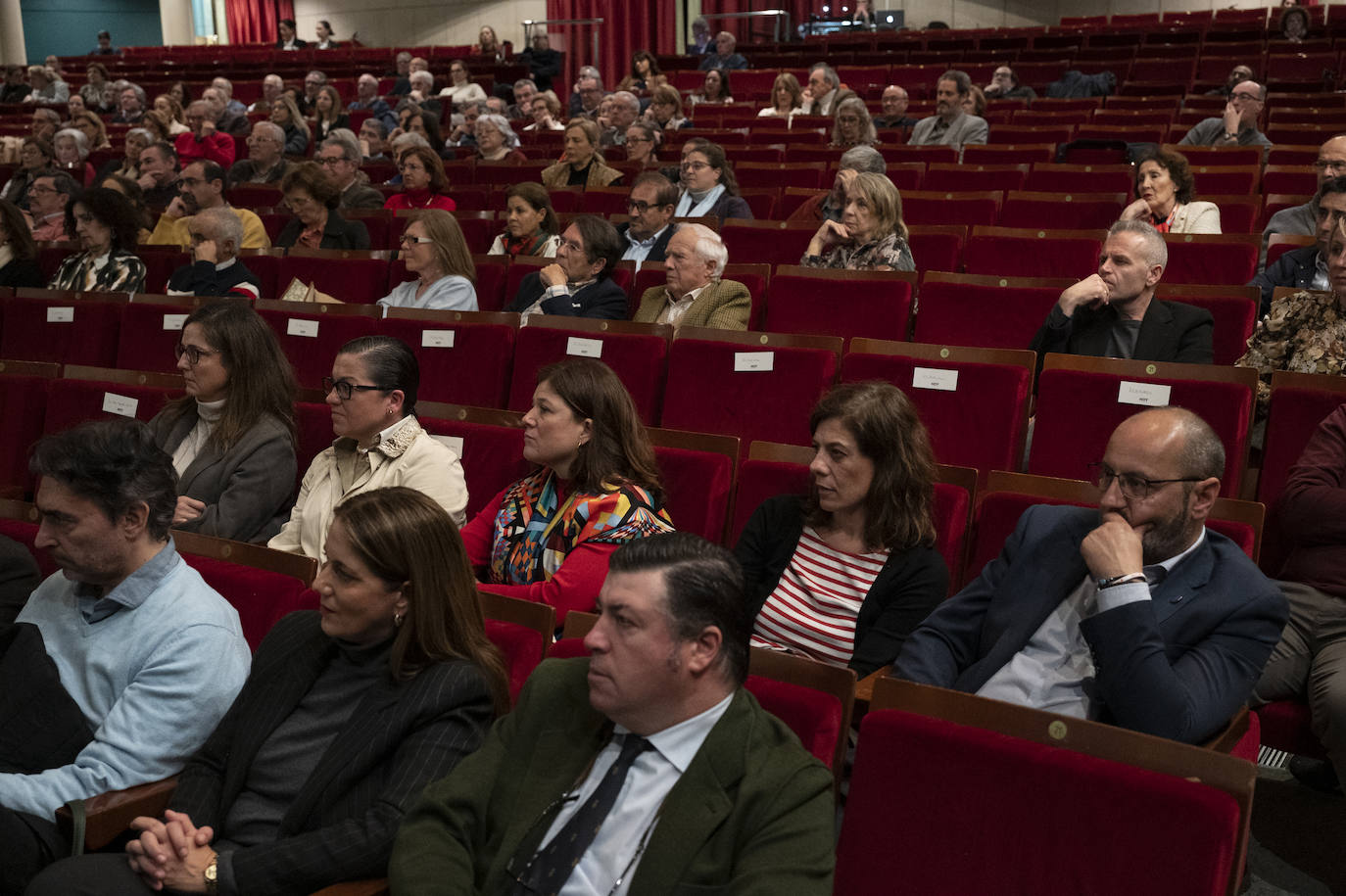 Javier Cercas protaginiza el acto del 90 aniversario de HOY