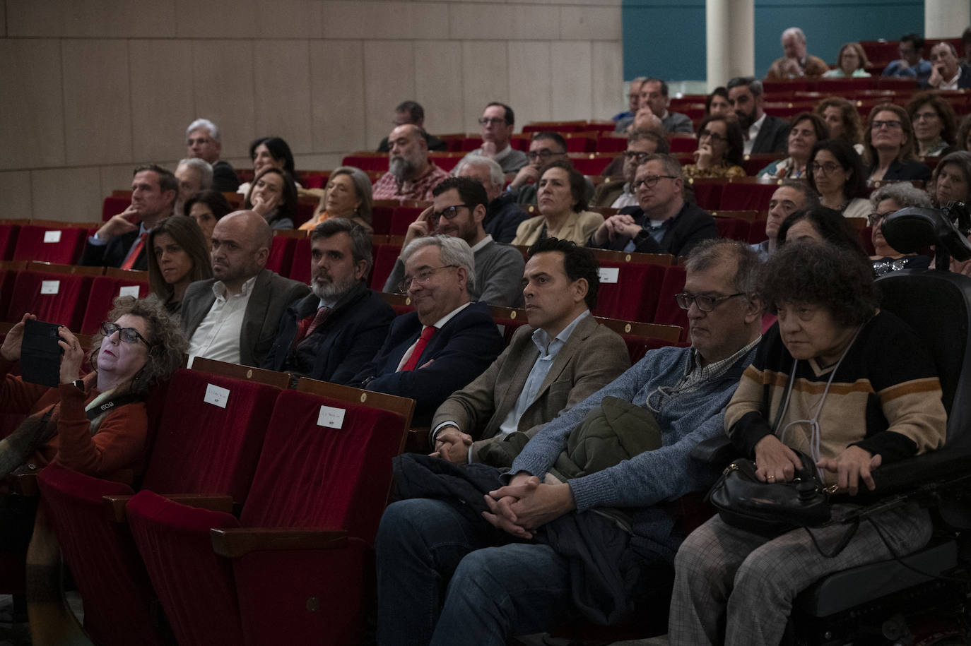 Javier Cercas protaginiza el acto del 90 aniversario de HOY