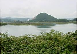 Marismas de Santoña. Al fondo Montehano.