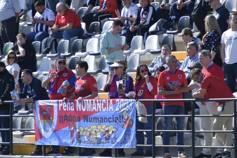 Las mejores imágenes del encuentro entre el Badajoz y el Numancia