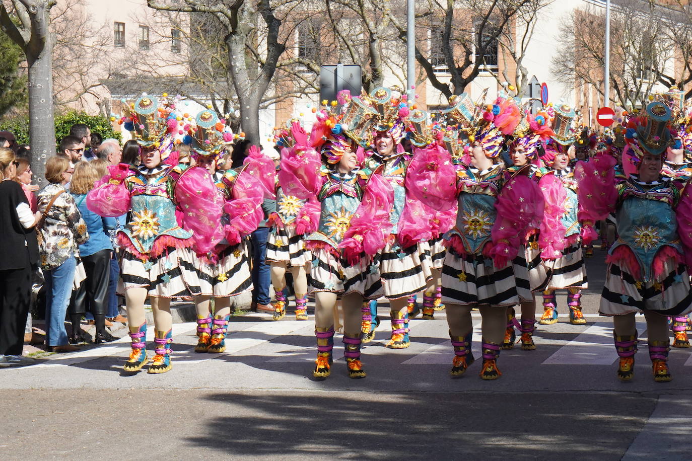 Las mejores imágenes del Desfile despedida del Carnaval de Badajoz 2024 (I)