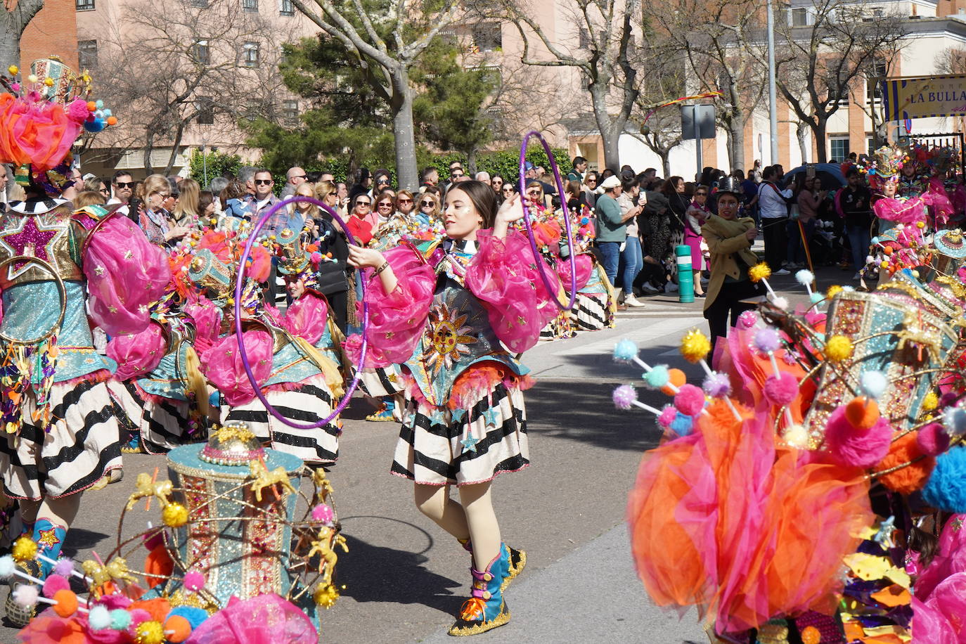 Las mejores imágenes del Desfile despedida del Carnaval de Badajoz 2024 (I)
