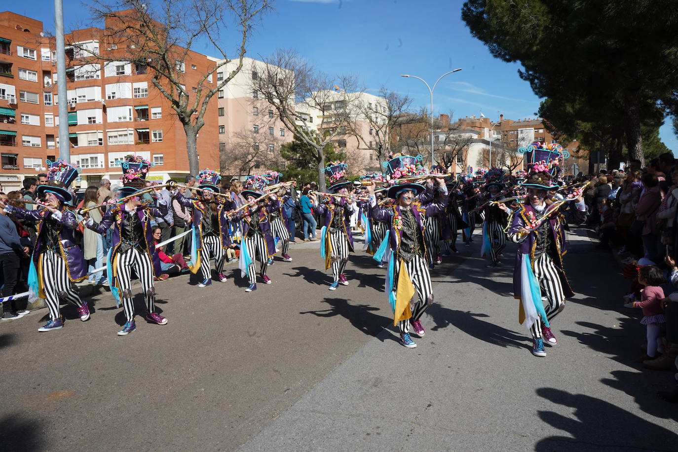 Las mejores imágenes del Desfile despedida del Carnaval de Badajoz 2024 (II)