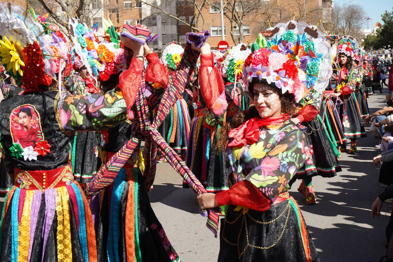 Las mejores imágenes del Desfile despedida del Carnaval de Badajoz 2024 (II)