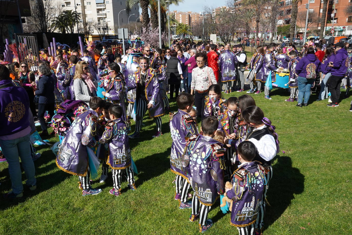Las mejores imágenes del Desfile despedida del Carnaval de Badajoz 2024 (I)