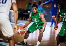 El nuevo escolta del Cáceres Mike Nuga durante el duelo de Nigeria contra Cabo Verde.