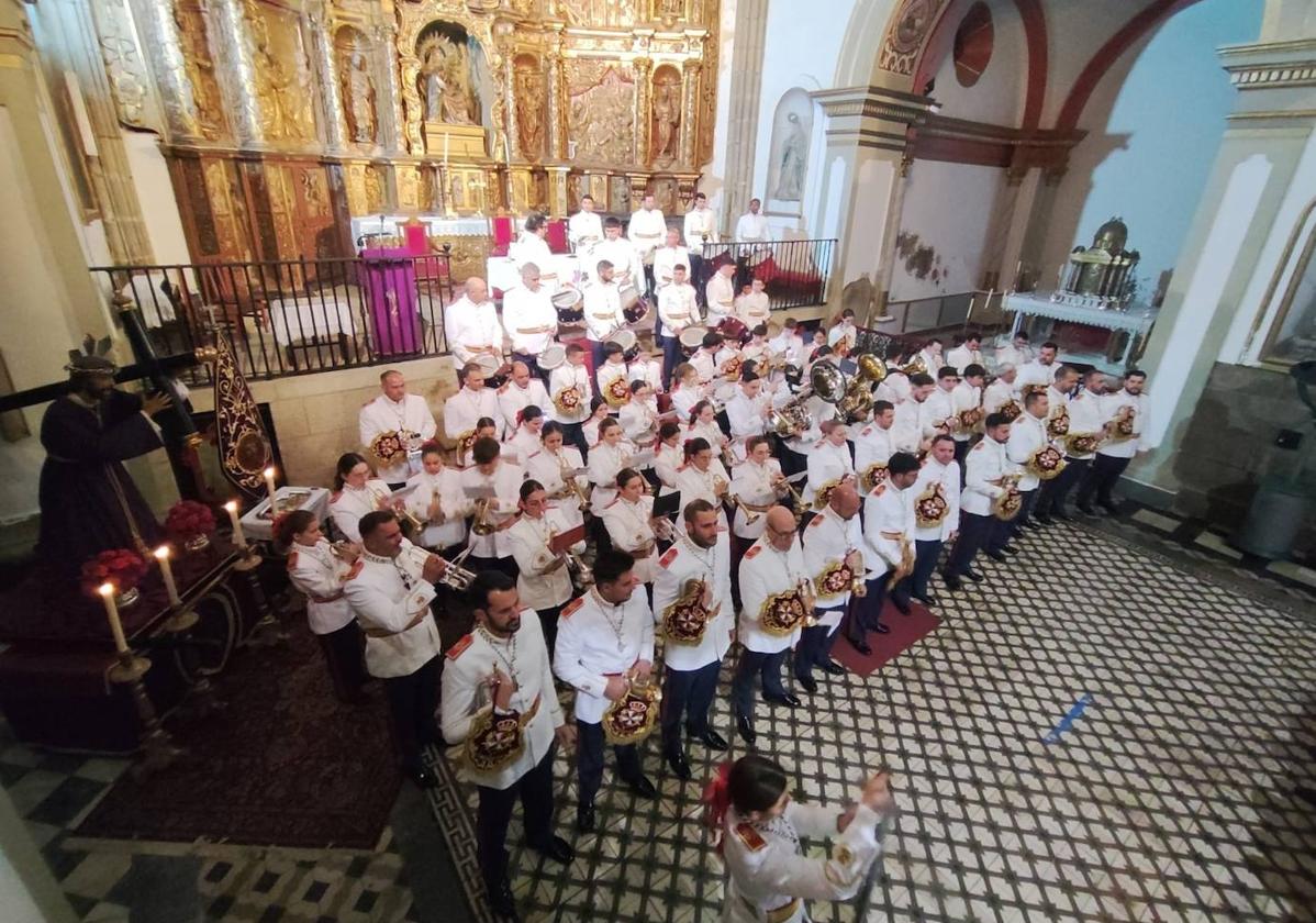 Concierto en el templo renacentista.