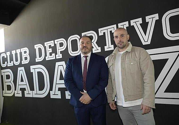 El grupo de Oliver toma el control del Badajoz con un notario y un cerrajero