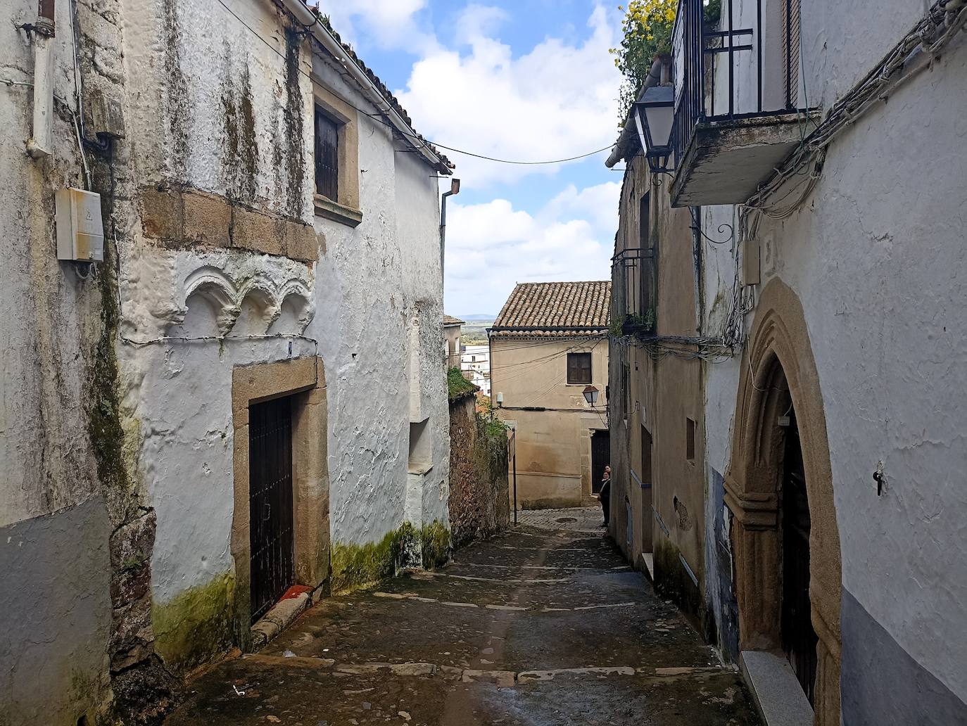 Villa Adentro. Paseo por el barrio gótico judío