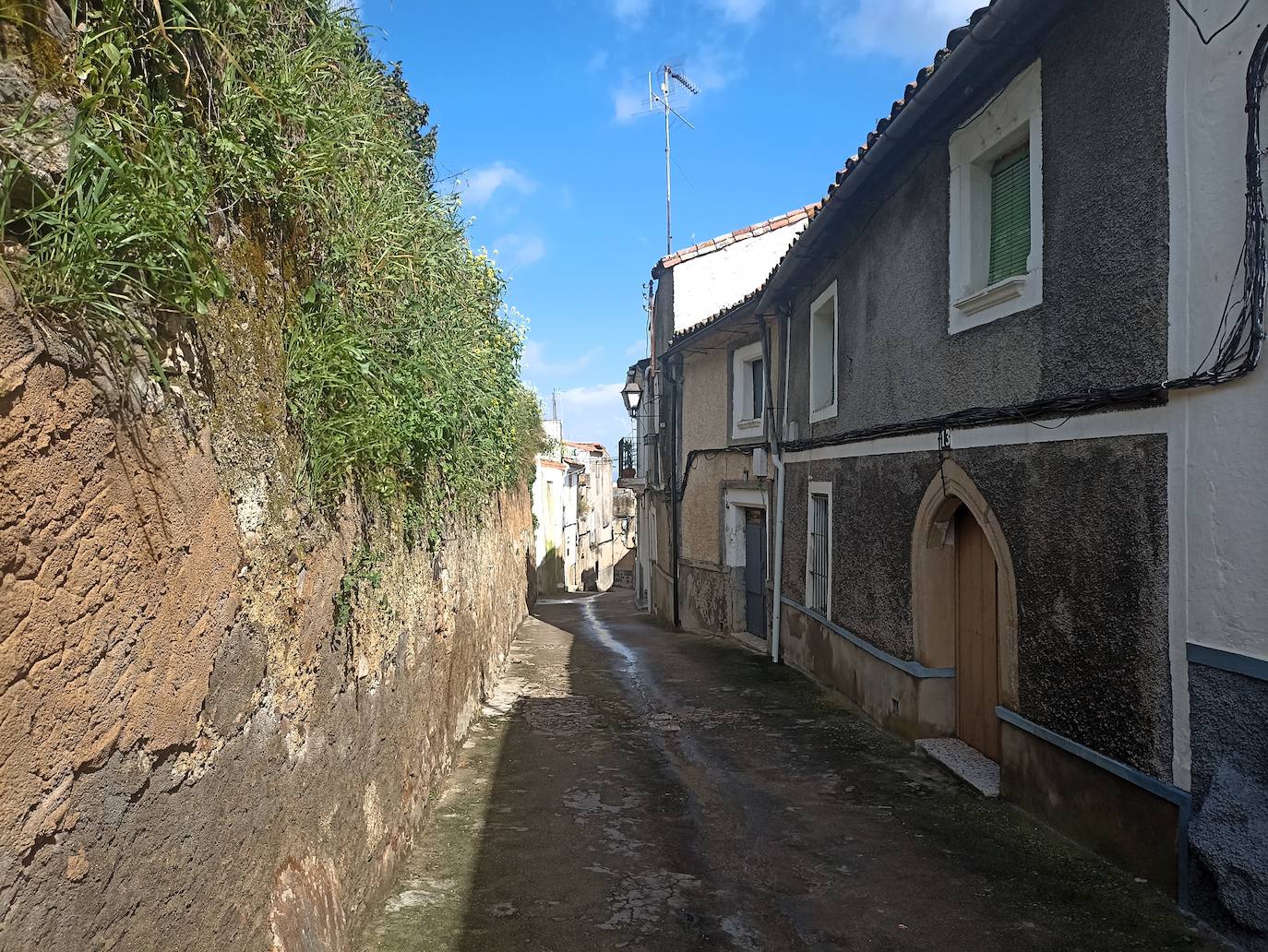 Villa Adentro. Paseo por el barrio gótico judío