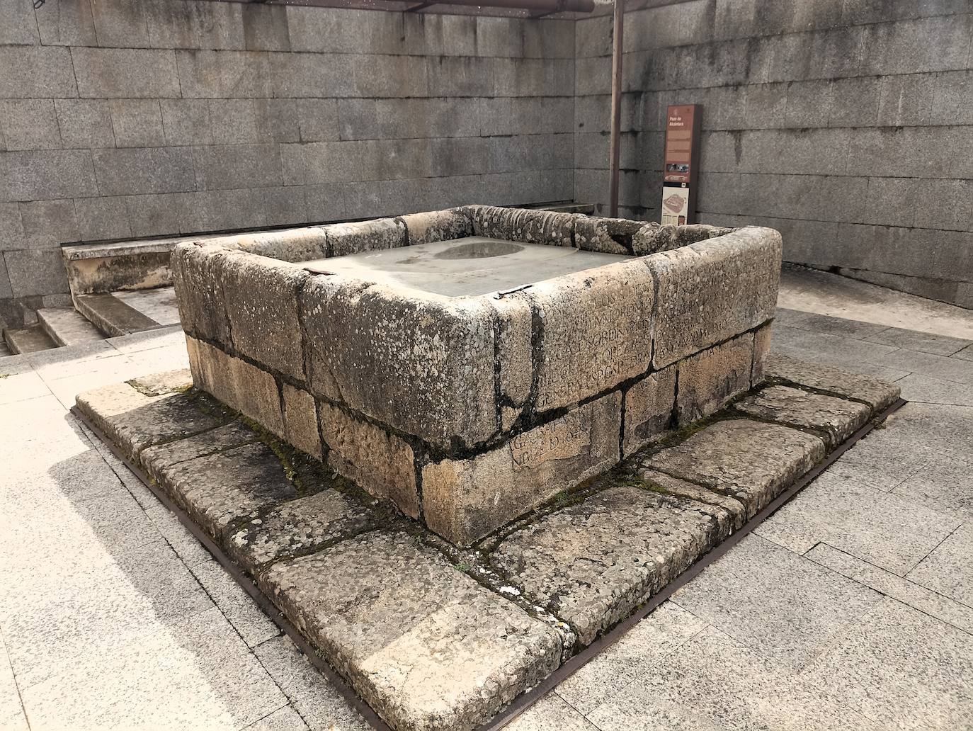 Villa Adentro. Paseo por el barrio gótico judío