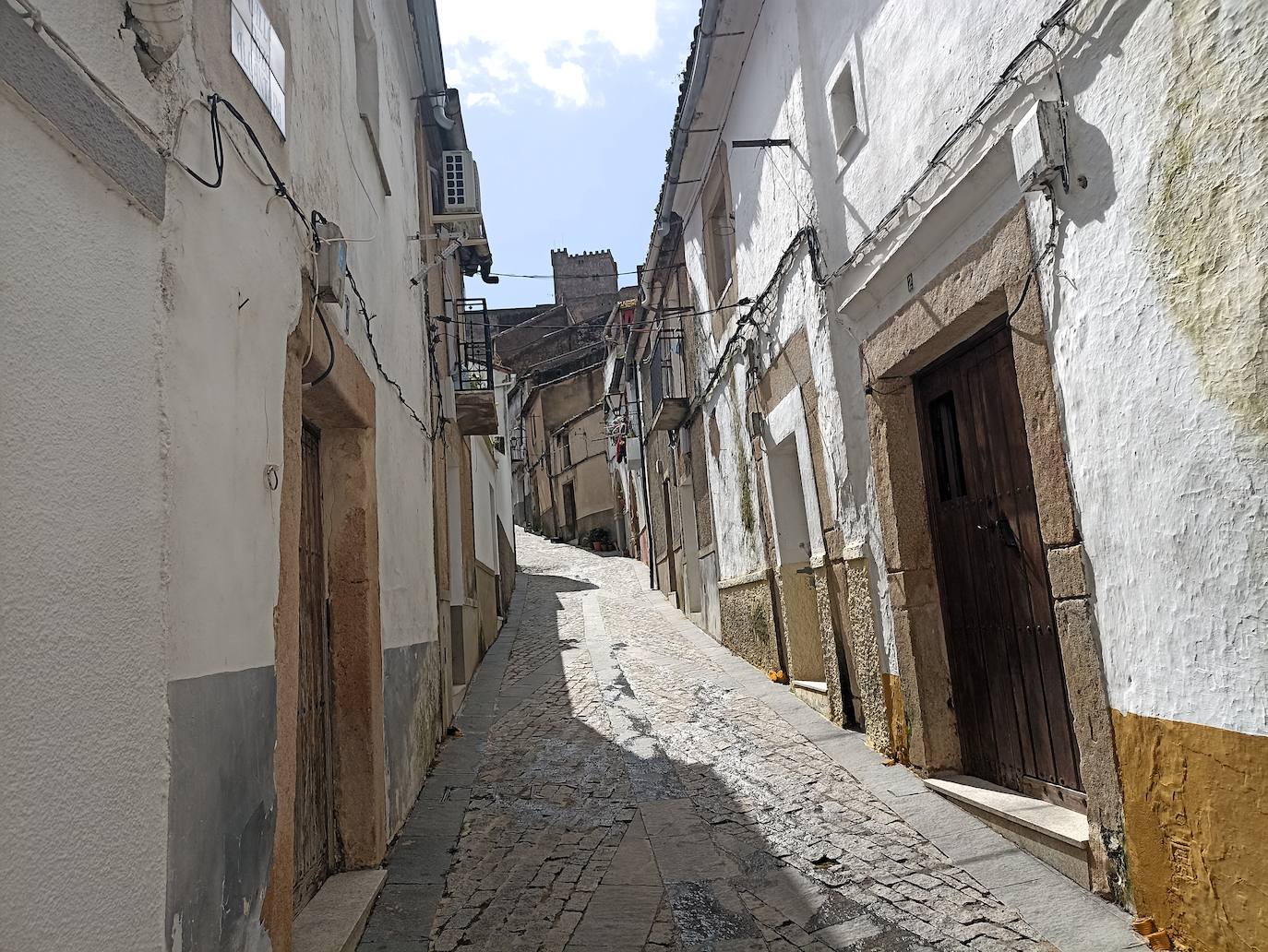 Villa Adentro. Paseo por el barrio gótico judío