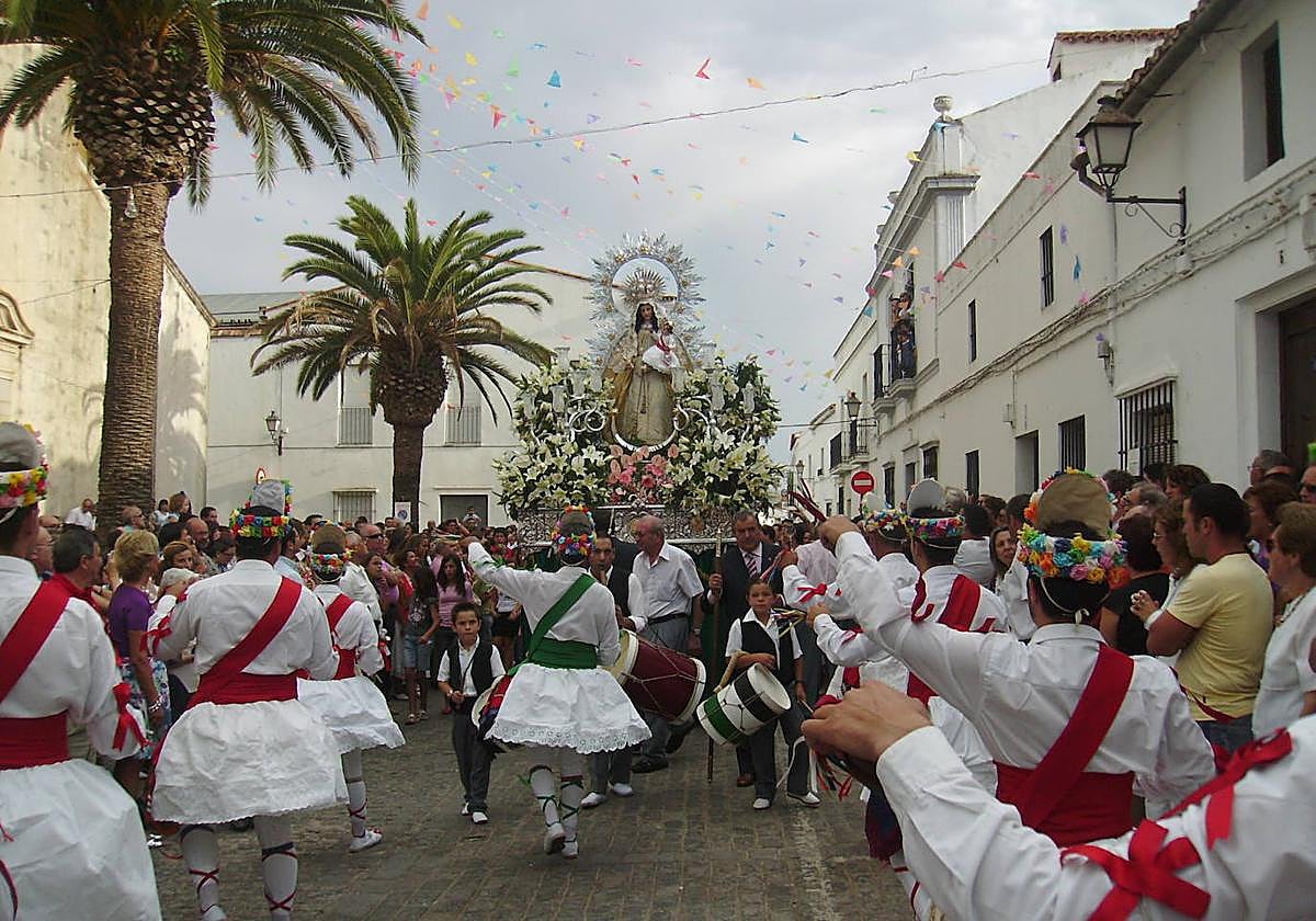 Danza y fiesta de la Virgen de la Salud.