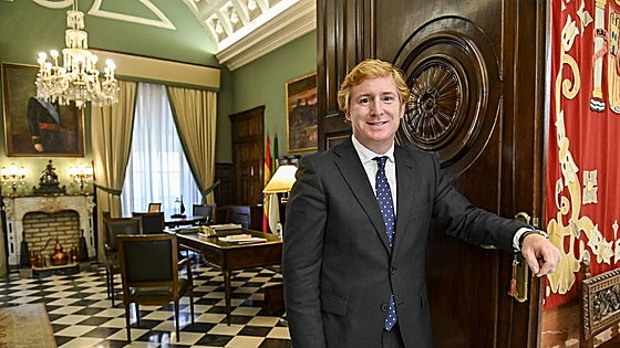 Gragera nombra a una coordinadora general de alcaldía