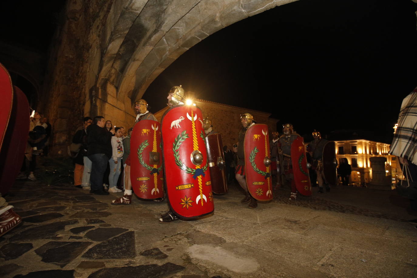 La representación de la Pasión Viviente en Cáceres, en imágenes