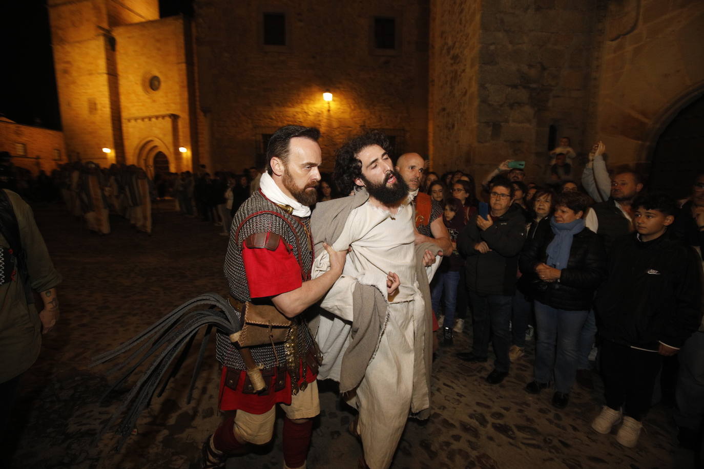 La representación de la Pasión Viviente en Cáceres, en imágenes (2)