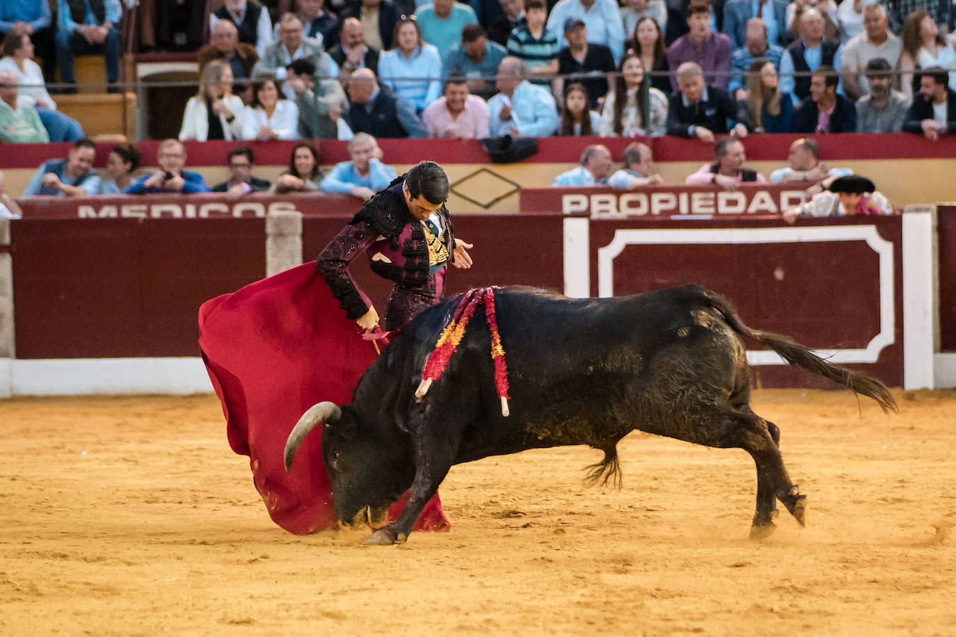 Las mejores imágenes de la corrida de Emilio de Justo, Talavante y Juan Ortega en Almendralejo (II)