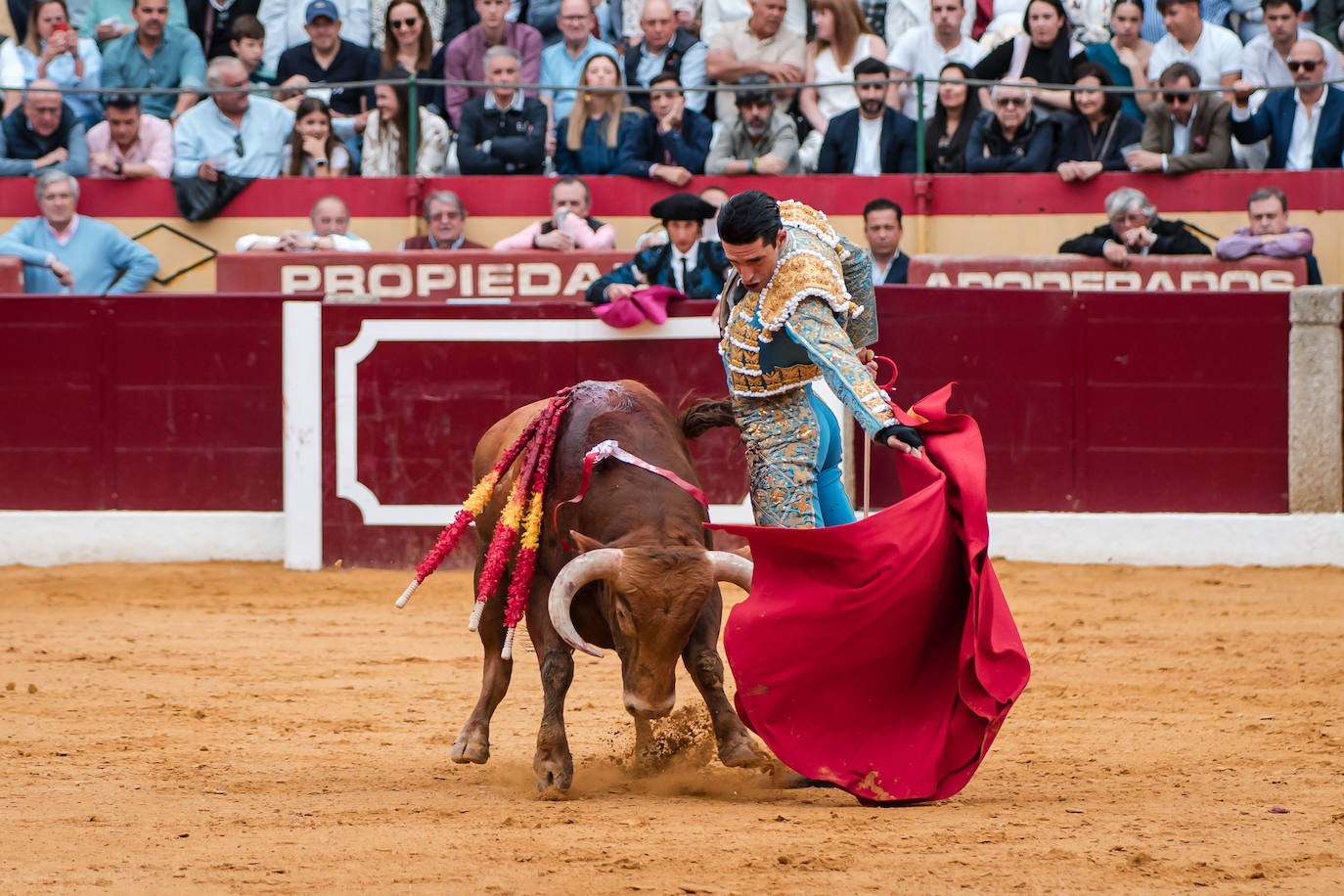 Las mejores imágenes de la corrida de Emilio de Justo, Talavante y Juan Ortega en Almendralejo (I)