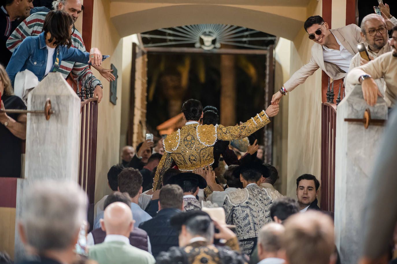 Las mejores imágenes de la corrida de Emilio de Justo, Talavante y Juan Ortega en Almendralejo (II)