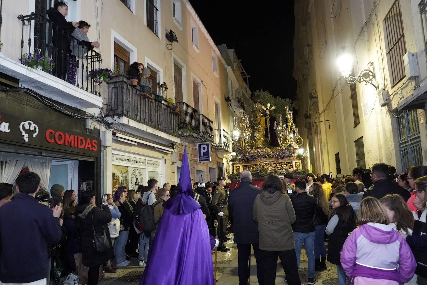 Fotos de la procesión del Lunes Santo de Badajoz