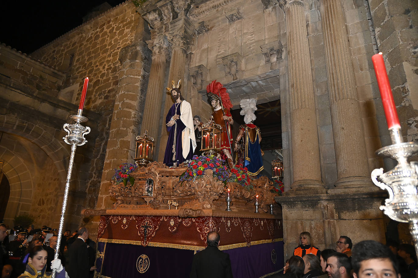 La procesión del Lunes Santo de Plasencia, en imágenes (II)