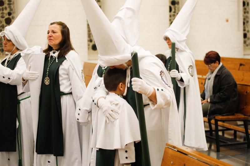 Las mejores imágenes del Martes Santo en Cáceres (I)