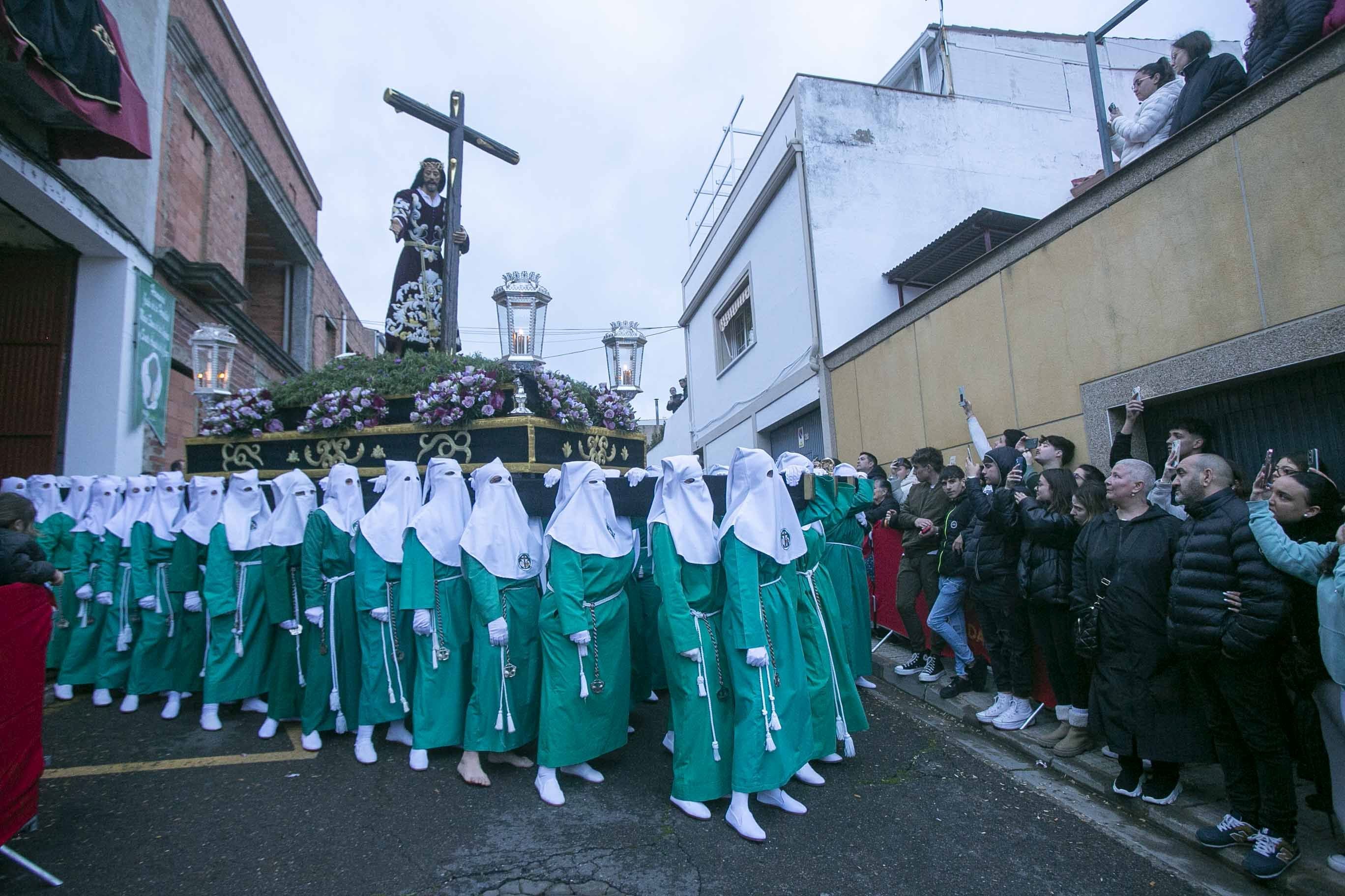 Las mejores imágenes del Martes Santo en Mérida (I)