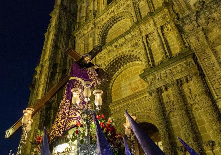 La cofradía del Silencio dejará paso a la música si la lluvia obliga a cancelar la procesión