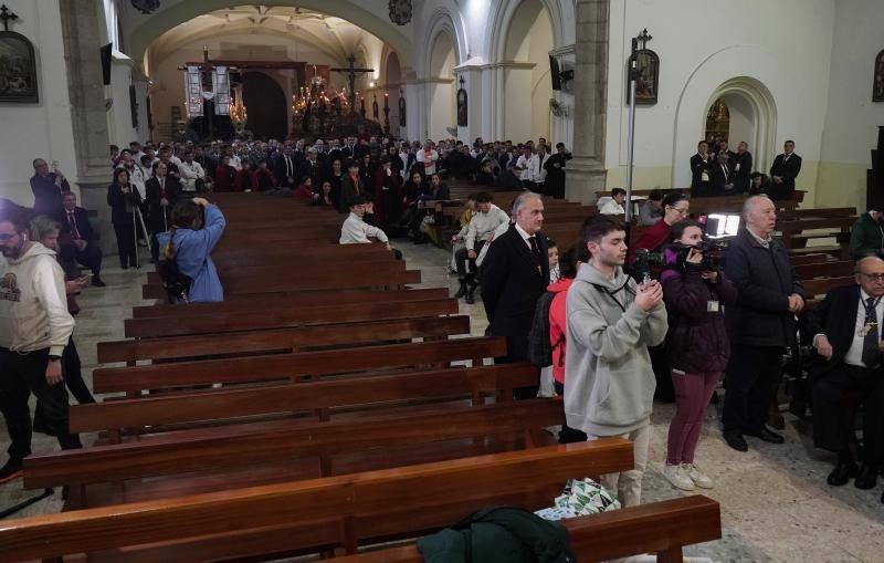 La Hermandad de Santo Domingo de Badajoz se quedó en el templo