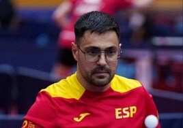 Javier López Sayago durante un partido con la selección española.