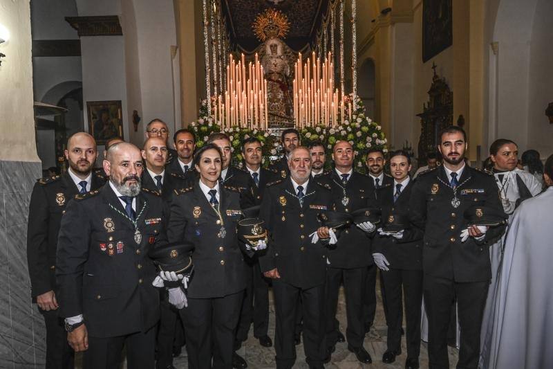 La procesión del Descendimiento en Badajoz, en imágenes