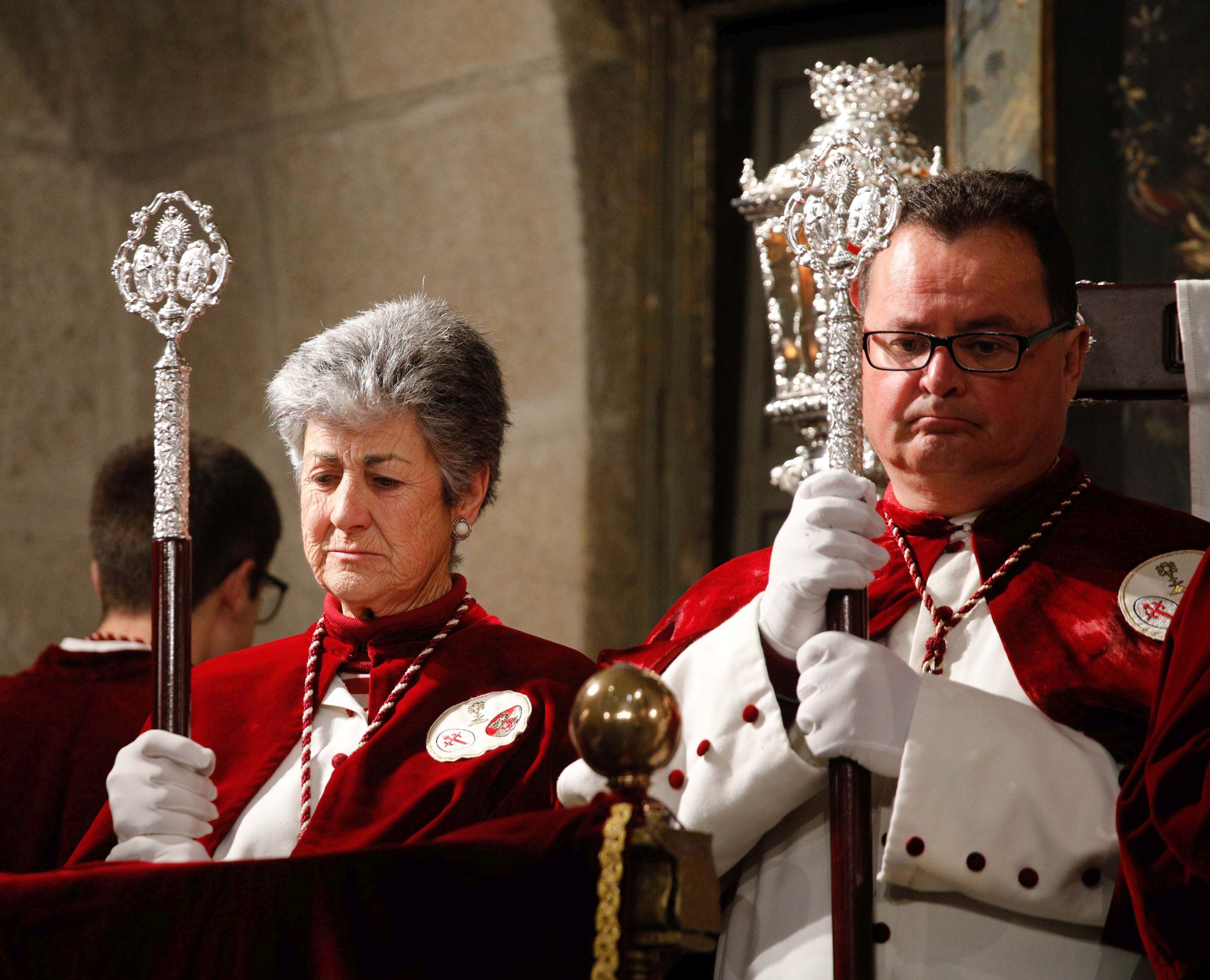 El Jueves Santo comenzó en Cáceres con la suspensión de la Sagrada Cena. 