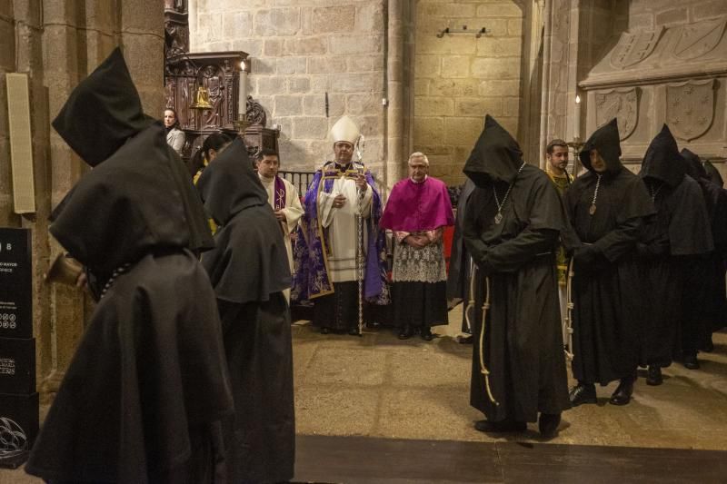 El Cristo Negro suspende su procesión por la Ciudad Monumental de Cáceres