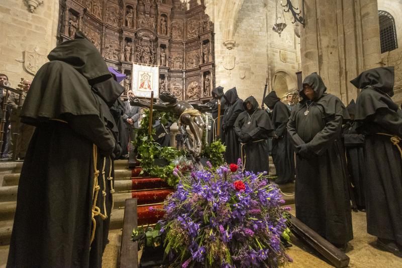 El Cristo Negro suspende su procesión por la Ciudad Monumental de Cáceres