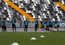 Entrenamiento del Badajoz este jueves.